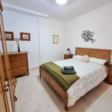 Apartamento Rojo Con Vistas Al Mar Mazagon Bagian luar foto